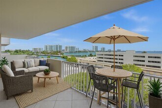 1455 N Treasure Dr in North Bay Village, FL - Building Photo - Building Photo