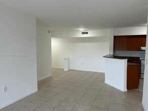 17602 NW 25th Ave in Miami Gardens, FL - Building Photo - Building Photo