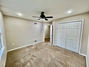 24 Pennridge Ave in Mountville, PA - Foto de edificio - Building Photo