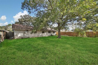 1559 Diplomat Way in Houston, TX - Building Photo - Building Photo