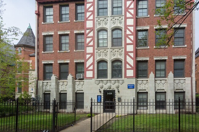 property at 2423 N Kedzie