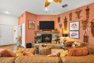 53180 Avenida Mendoza in La Quinta, CA - Building Photo - Building Photo