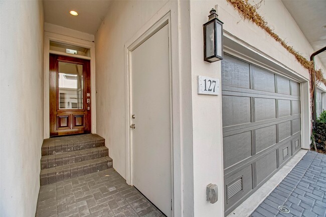 4031 Bellefontaine in Houston, TX - Building Photo - Building Photo