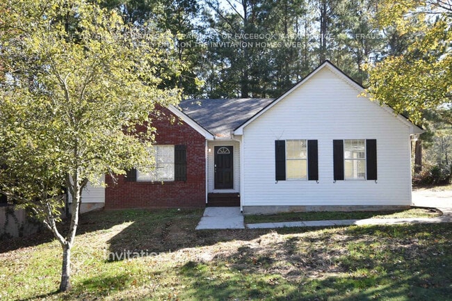 property at 3110 Amber Ln