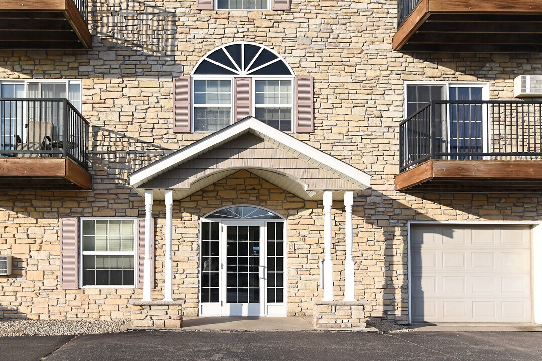 Pinewood Estates in Zimmerman, MN - Foto de edificio