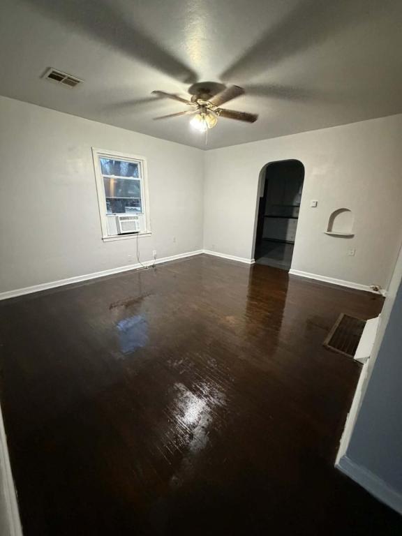 1216 N 6th St in Perry, OK - Building Photo - Building Photo