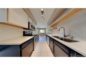 553 Ridgeview Dr in Louisville, CO - Building Photo - Building Photo