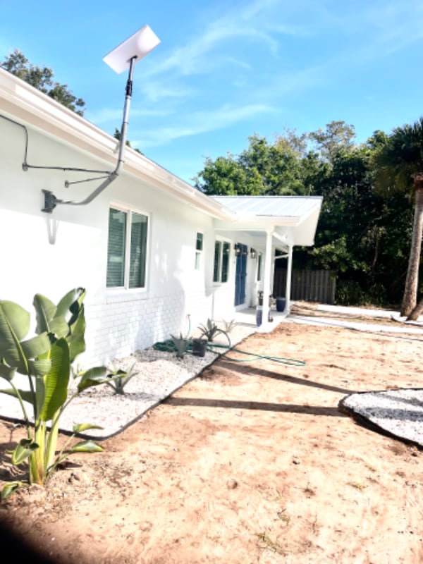 615 Azalea Ln in Vero Beach, FL - Foto de edificio - Building Photo