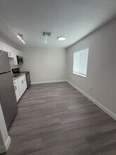 536 Charles Ct in Orlando, FL - Building Photo - Building Photo