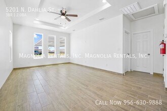 5201 N Dahlia St in Pharr, TX - Building Photo - Building Photo