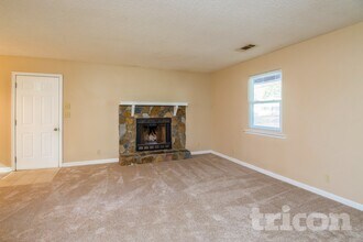 2914 Sagemont Pl in Snellville, GA - Foto de edificio - Building Photo