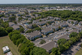 Park at Meadow Ridge in Montgomery, AL - Foto de edificio - Building Photo