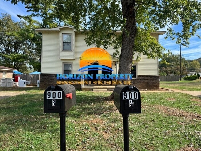 900 Stevens Ct NE in Huntsville, AL - Building Photo