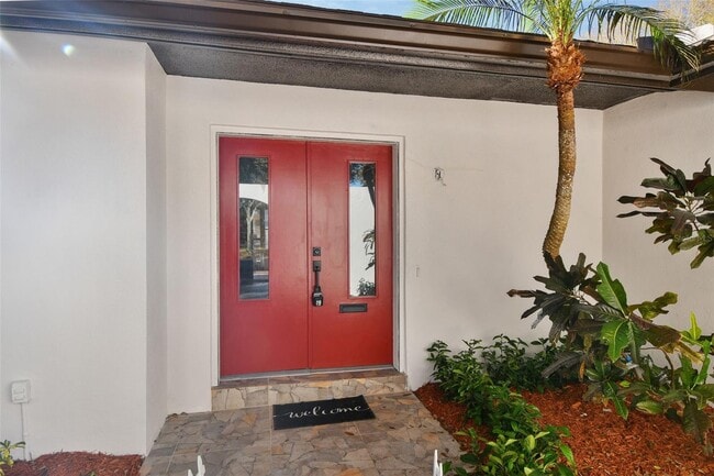 570 Casler Ave in Clearwater, FL - Foto de edificio - Building Photo