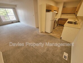 45 Akins Dr in St. Albert, AB - Building Photo - Building Photo