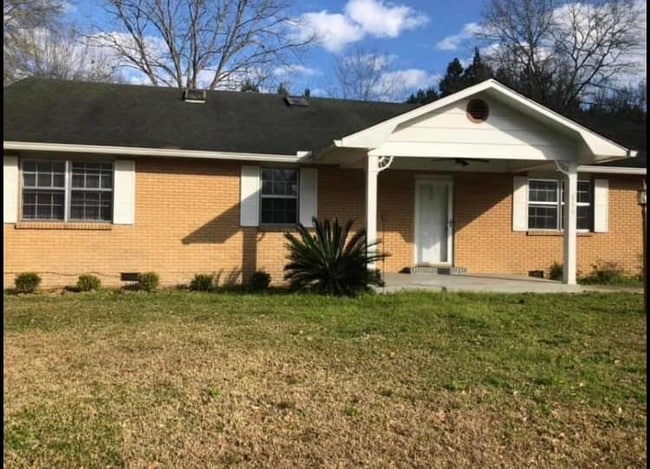property at 866 Macedonia Rd