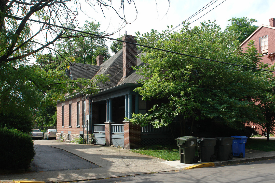 318 S Upper St in Lexington, KY - Building Photo