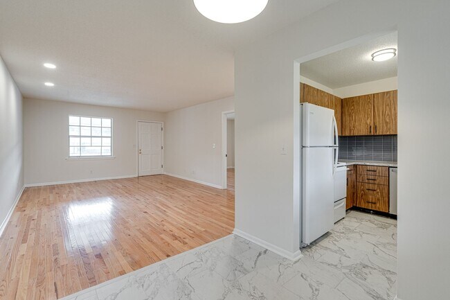 2845 Dayton Blvd in Chattanooga, TN - Foto de edificio - Building Photo