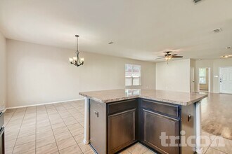 9109 Cranston Ct in Providence Village, TX - Building Photo - Building Photo