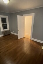 379 Berwick St, Unit #2 in Orange, NJ - Building Photo - Building Photo