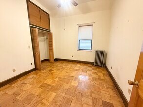 145 Hillside St, Unit 2 in Boston, MA - Foto de edificio - Building Photo