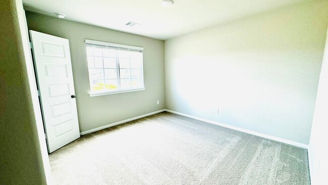 property at 2423 Bluefish Ct