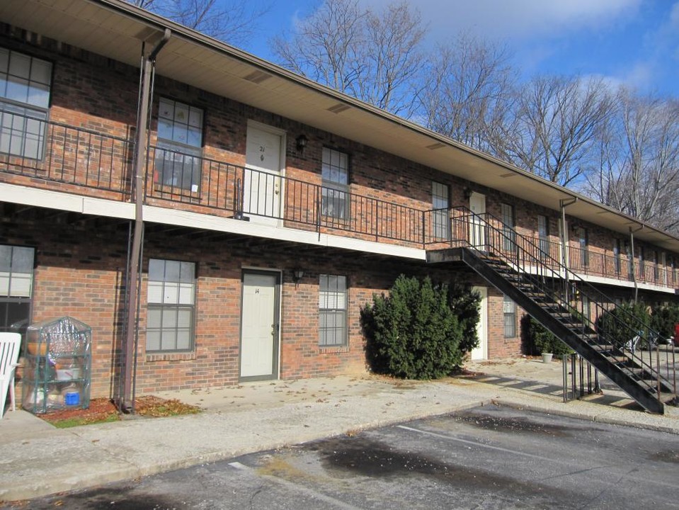 Dover Place in Louisville, KY - Foto de edificio