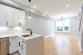 1219 Wylie St NE in Washington, DC - Foto de edificio - Building Photo