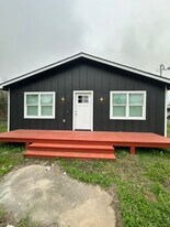 8223 Wallis St in Fulshear, TX - Building Photo