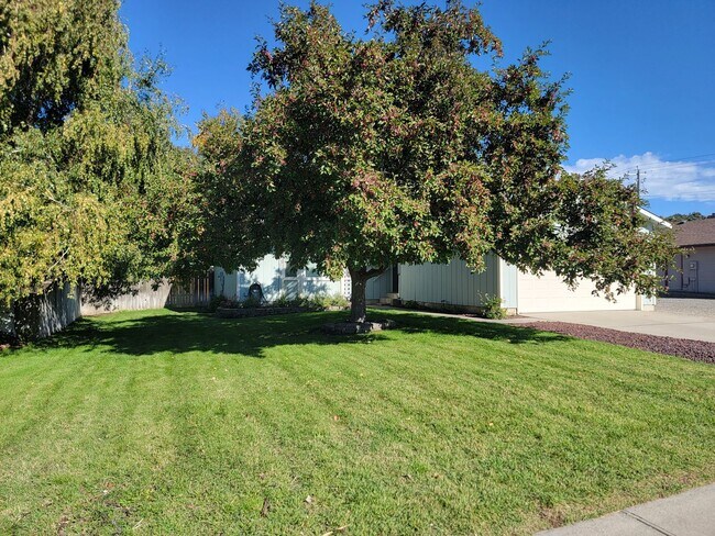 4211 E Sumac Dr in Spokane, WA - Building Photo - Building Photo
