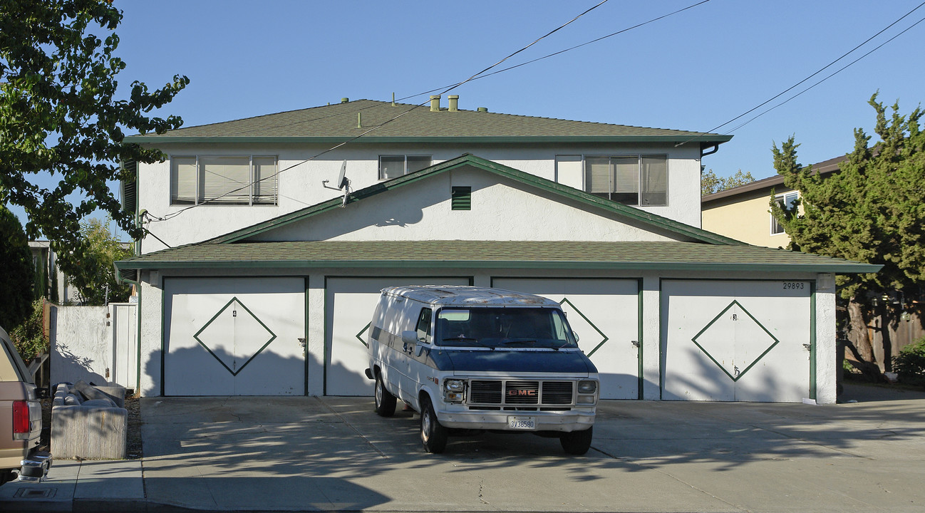 29893 Vanderbilt St in Hayward, CA - Building Photo