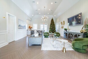 Washington Park in Centerville, OH - Building Photo