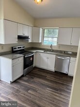 8416 Stock Dr, Unit L101 in Lusby, MD - Building Photo - Building Photo