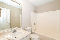 130 Macadamia Ct photo'