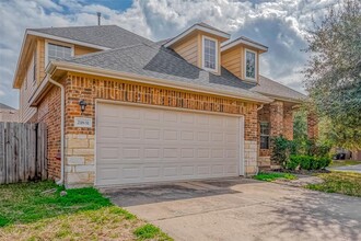 21831 Alta Peak Way in Katy, TX - Foto de edificio - Building Photo