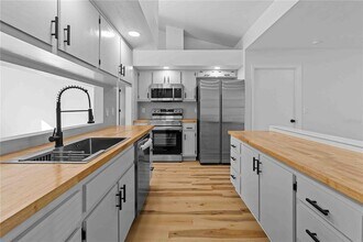 4142 NW 59th Terrace in Gainesville, FL - Building Photo - Building Photo