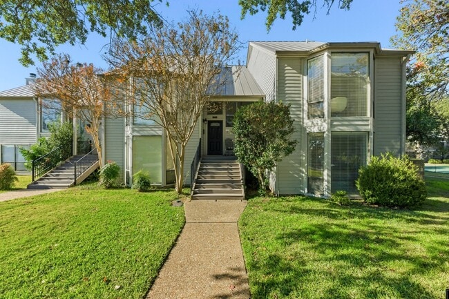 property at 107 World of Tennis Sq