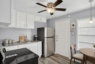 4723 Tremont St in Dallas, TX - Building Photo