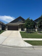 311 Mangold Dr in Hutto, TX - Building Photo - Building Photo
