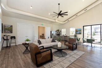 Canvas at Castle Rock in Castle Rock, CO - Foto de edificio - Interior Photo