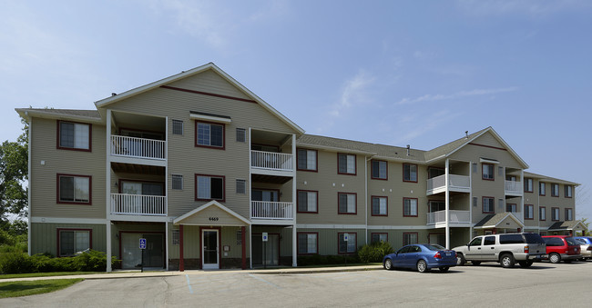 Landing Place Apartments in Kentwood, MI - Building Photo - Building Photo