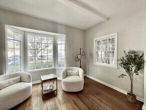 1436 S Spaulding Ave, Unit A in Los Angeles, CA - Building Photo - Building Photo