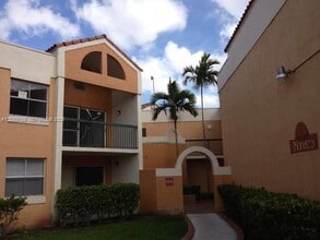 6284 NW 186th St in Hialeah, FL - Building Photo - Building Photo