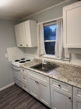 114 Webster Ave in Lake Ronkonkoma, NY - Foto de edificio - Building Photo