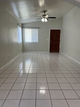 1330 E Lark Way in Tucson, AZ - Building Photo - Building Photo