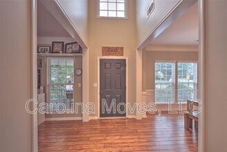 2 Roanoke Way in Greenville, SC - Building Photo - Building Photo