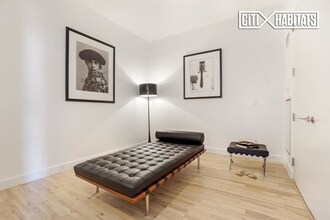 420 W 25th St-Unit -7B in New York, NY - Foto de edificio - Building Photo