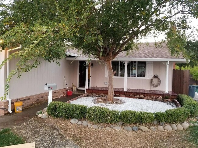 2293 Emerson Pl in Fairfield, CA - Foto de edificio - Building Photo