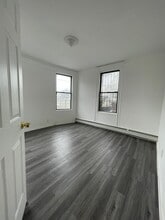 1691 John F Kennedy Blvd, Unit 2L in Jersey City, NJ - Building Photo - Building Photo