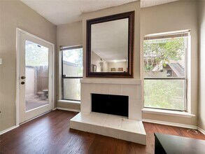 10049 Westpark Dr in Houston, TX - Building Photo - Building Photo